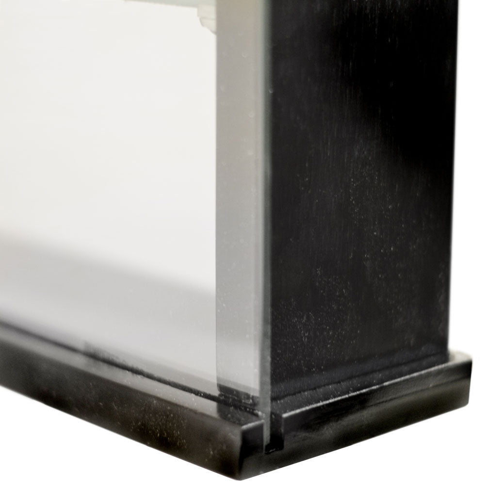 Contemporary home shelving unit for elegant displays